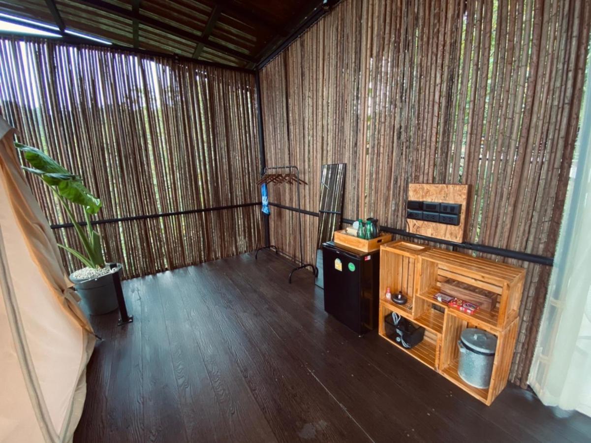 Hotel Tanoshi Glamping In Khao Sok à Khao Sok National Park Extérieur photo